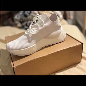 adidas Originals White Women's Sneakers